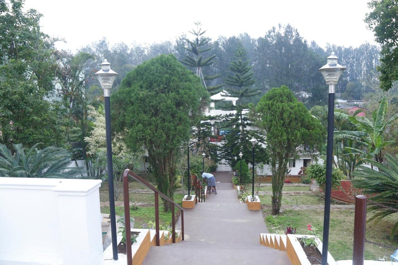 Cliffhanger Retreat Yercaud Exterior photo